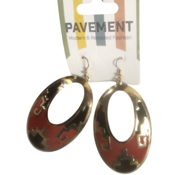 Pavement Earrings oval Geometric Design Gold tone Red black western - Picture 1 of 4